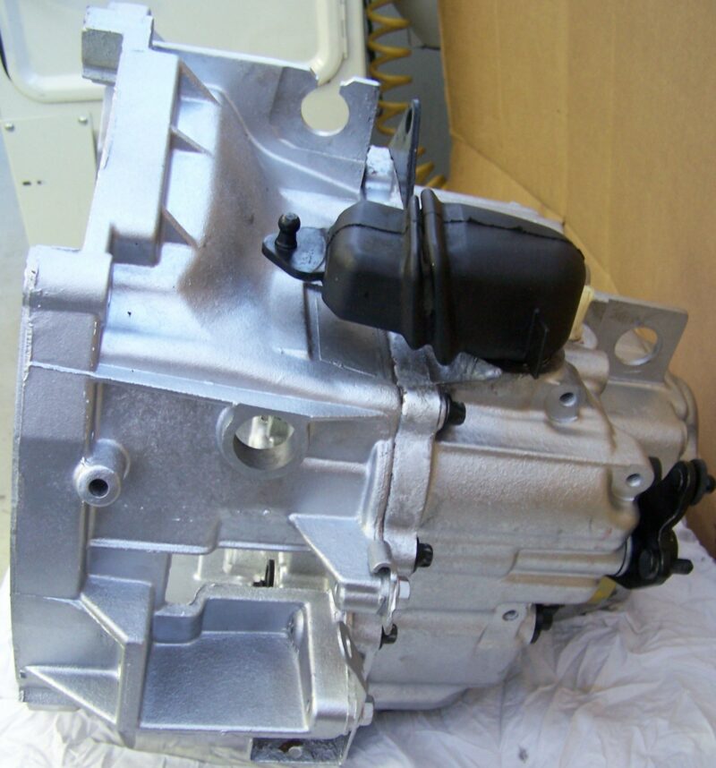Getriebereparatur Schaltgetriebe 6 Gang Opel Vivaro PK6 , PF6